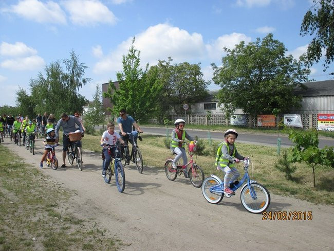 Siedemnaście kilometrów wśród pól i lasów (zdjęcia)