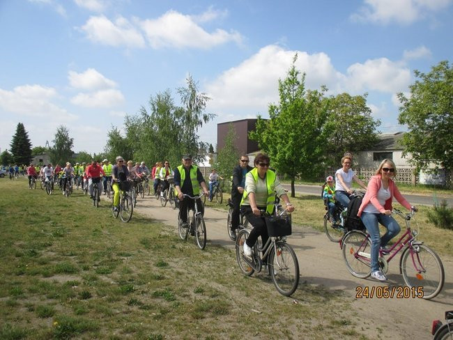 Siedemnaście kilometrów wśród pól i lasów (zdjęcia)
