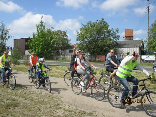 Siedemnaście kilometrów wśród pól i lasów (zdjęcia)