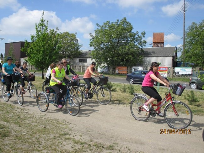 Siedemnaście kilometrów wśród pól i lasów (zdjęcia)