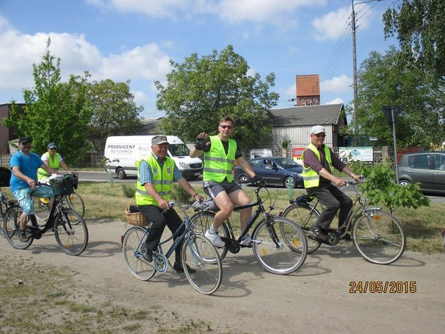 Siedemnaście kilometrów wśród pól i lasów (zdjęcia)