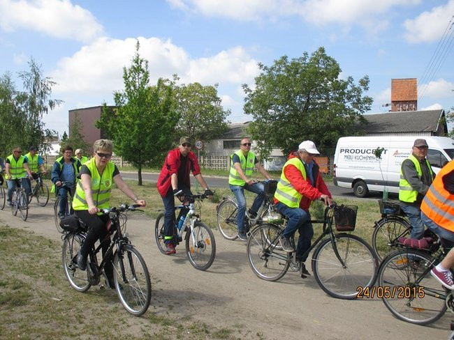 Siedemnaście kilometrów wśród pól i lasów (zdjęcia)