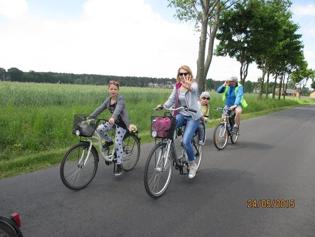 Siedemnaście kilometrów wśród pól i lasów (zdjęcia)