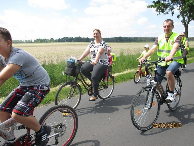 Siedemnaście kilometrów wśród pól i lasów (zdjęcia)