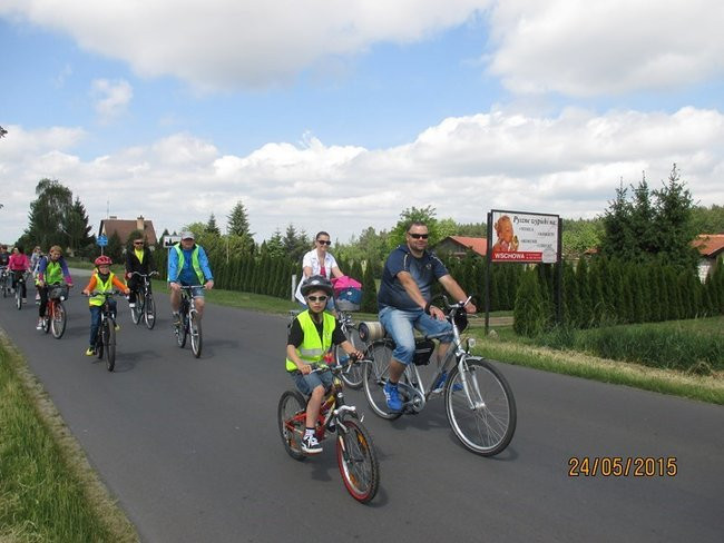 Siedemnaście kilometrów wśród pól i lasów (zdjęcia)