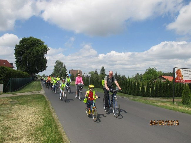 Siedemnaście kilometrów wśród pól i lasów (zdjęcia)
