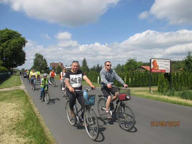 Siedemnaście kilometrów wśród pól i lasów (zdjęcia)