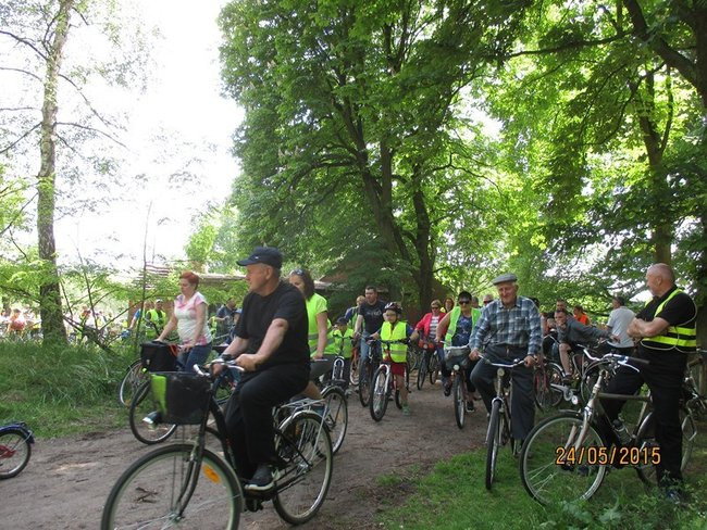 Siedemnaście kilometrów wśród pól i lasów (zdjęcia)