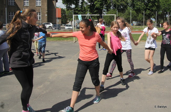 Dzień Dziecka i Dzień bez Przemocy w SP 2 (zdjęcia)