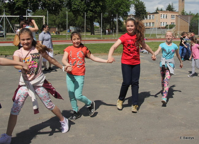 Dzień Dziecka i Dzień bez Przemocy w SP 2 (zdjęcia)