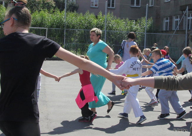 Dzień Dziecka i Dzień bez Przemocy w SP 2 (zdjęcia)