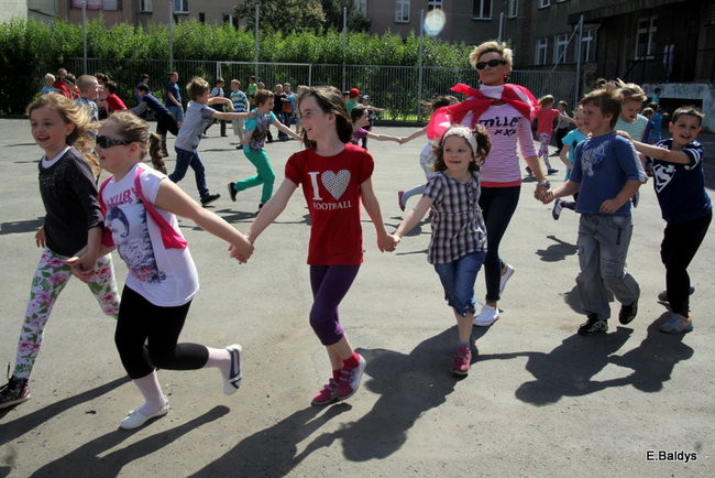 Dzień Dziecka i Dzień bez Przemocy w SP 2 (zdjęcia)