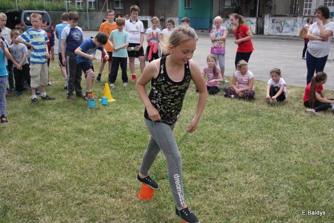 Dzień Dziecka i Dzień bez Przemocy w SP 2 (zdjęcia)