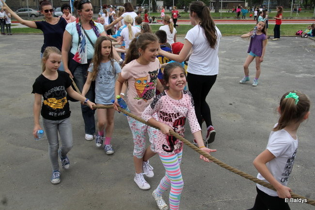 Dzień Dziecka i Dzień bez Przemocy w SP 2 (zdjęcia)