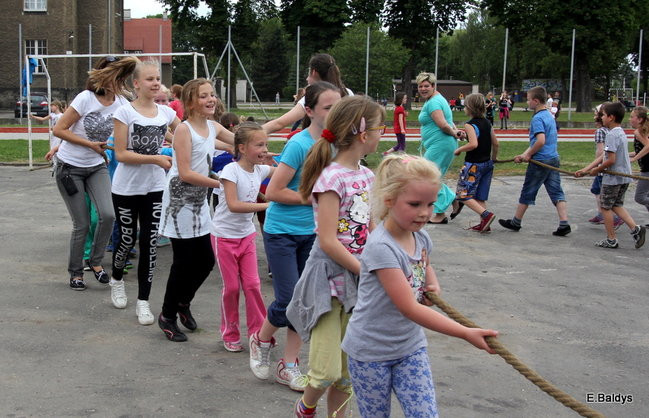 Dzień Dziecka i Dzień bez Przemocy w SP 2 (zdjęcia)