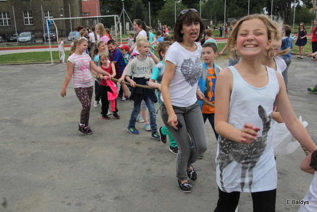 Dzień Dziecka i Dzień bez Przemocy w SP 2 (zdjęcia)