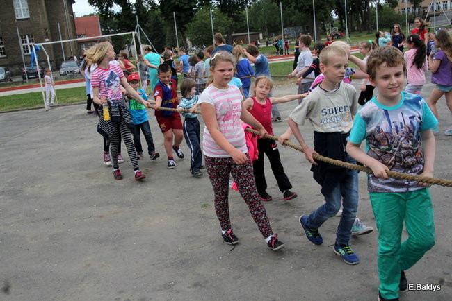 Dzień Dziecka i Dzień bez Przemocy w SP 2 (zdjęcia)