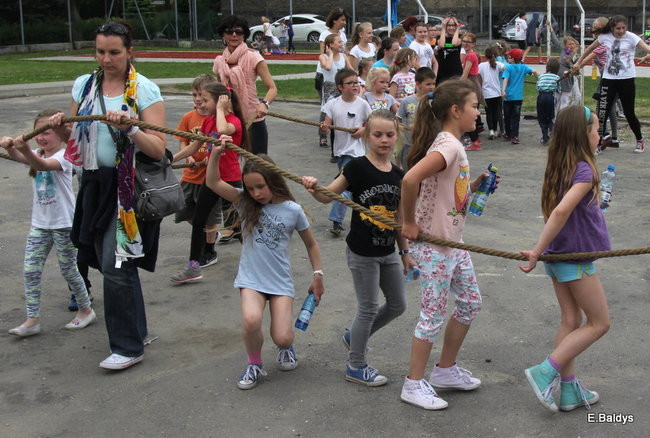 Dzień Dziecka i Dzień bez Przemocy w SP 2 (zdjęcia)