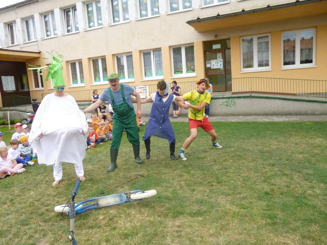 Sportowy Dzień Dziecka w PM 7 (zdjęcia)