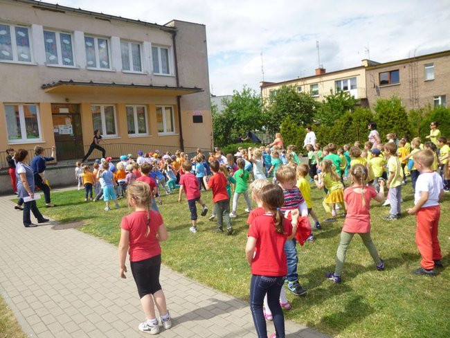 Sportowy Dzień Dziecka w PM 7 (zdjęcia)