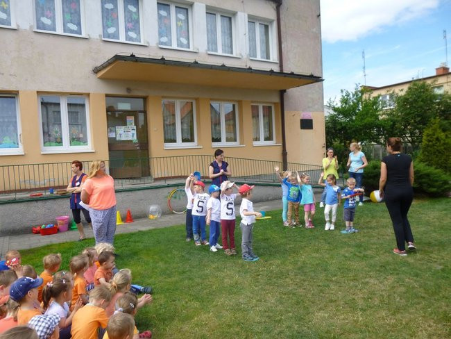 Sportowy Dzień Dziecka w PM 7 (zdjęcia)