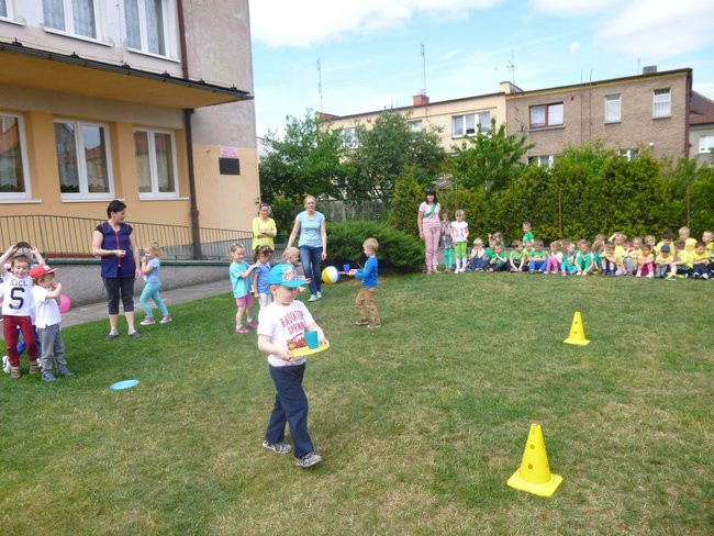 Sportowy Dzień Dziecka w PM 7 (zdjęcia)