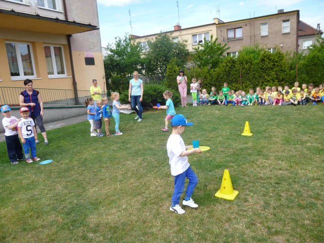 Sportowy Dzień Dziecka w PM 7 (zdjęcia)