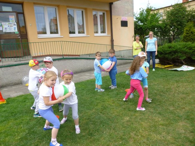 Sportowy Dzień Dziecka w PM 7 (zdjęcia)