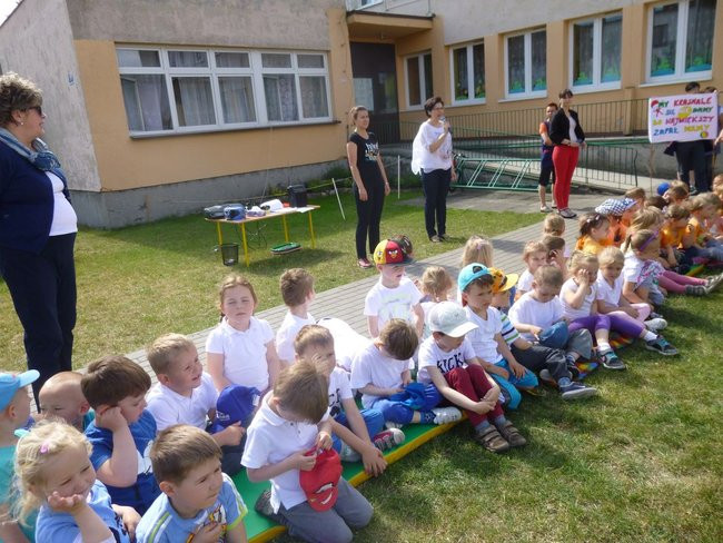 Sportowy Dzień Dziecka w PM 7 (zdjęcia)