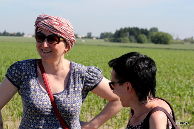 Kolarze na trasie. Grzegorz Brzechwa apeluje o rozwagę  (zdjęcia ze startu)