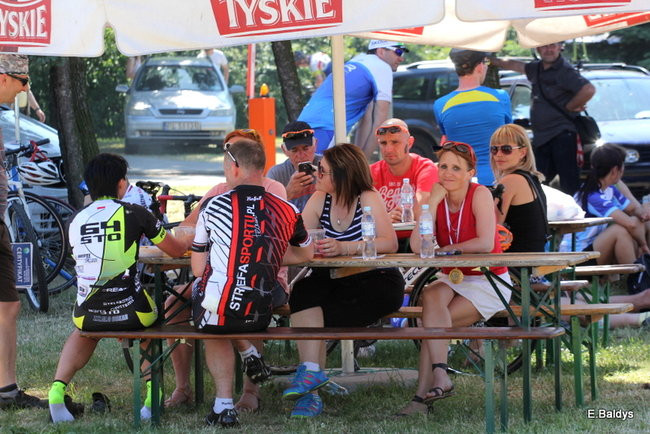 Czas zwycięzcy 2 godziny 10 minut (zdjęcia z dekoracji zwycięzców)