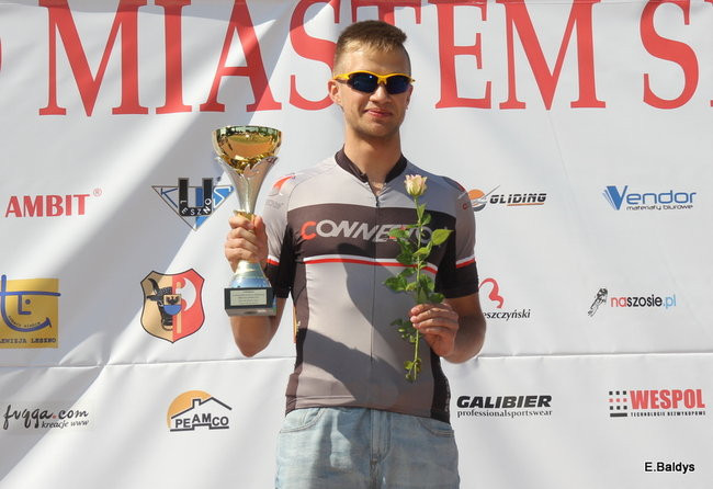 Czas zwycięzcy 2 godziny 10 minut (zdjęcia z dekoracji zwycięzców)