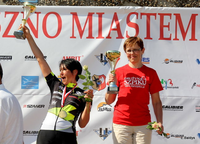 Czas zwycięzcy 2 godziny 10 minut (zdjęcia z dekoracji zwycięzców)