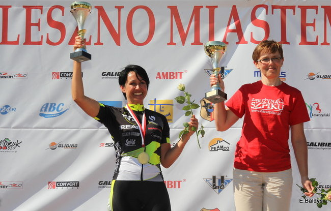 Czas zwycięzcy 2 godziny 10 minut (zdjęcia z dekoracji zwycięzców)