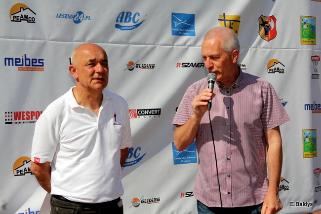 Czas zwycięzcy 2 godziny 10 minut (zdjęcia z dekoracji zwycięzców)