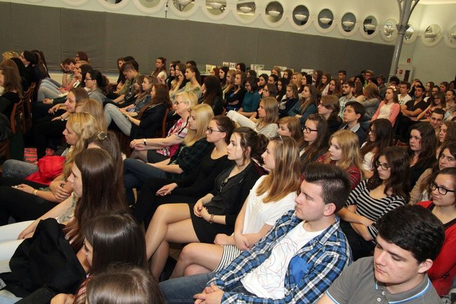 Uczniowie w walce na argumenty (zdjęcia)