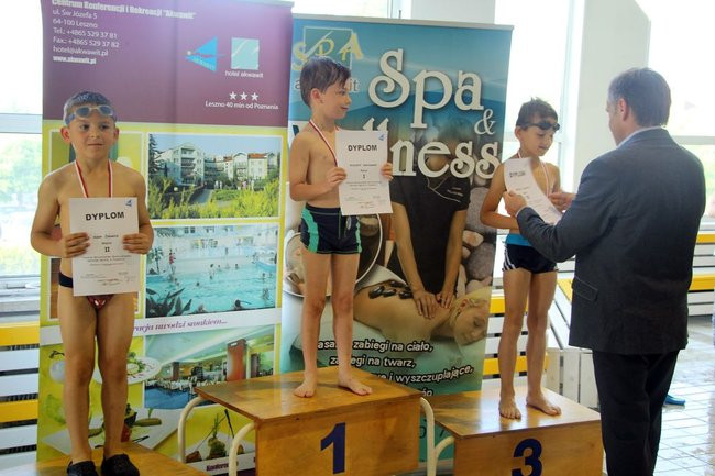 Pływackie zmagania na Akwawicie (zdjęcia)