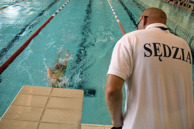 Pływackie zmagania na Akwawicie (zdjęcia)