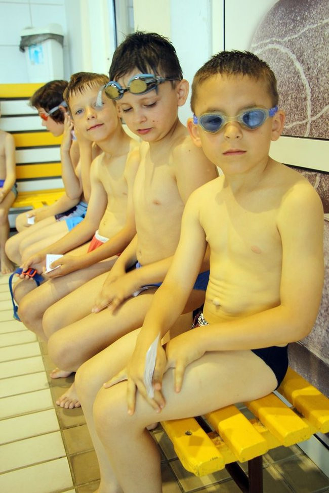 Pływackie zmagania na Akwawicie (zdjęcia)