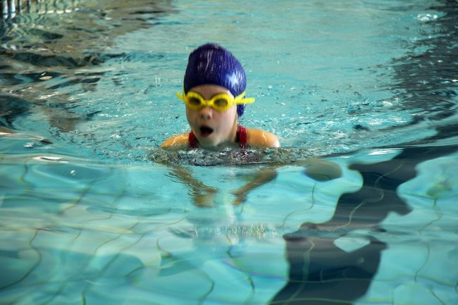 Pływackie zmagania na Akwawicie (zdjęcia)