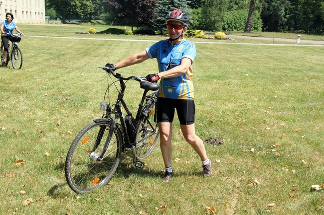 Pod drzewem odpoczynek (zdjęcia)