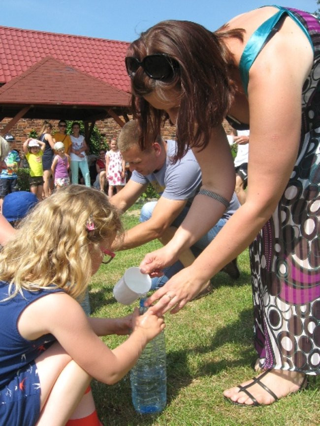 Wspólna zabawa w Dąbczu (zdjęcia)