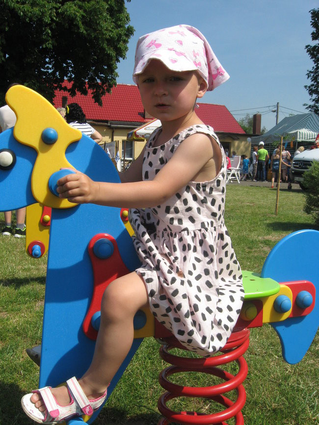 Wspólna zabawa w Dąbczu (zdjęcia)