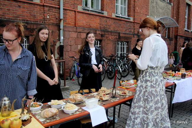 Zabawa z Rodem Leszczyńskich ( zdjęcia)