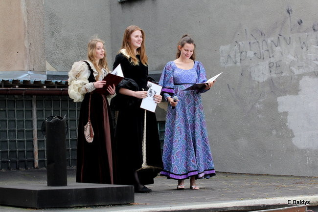 Zabawa z Rodem Leszczyńskich ( zdjęcia)