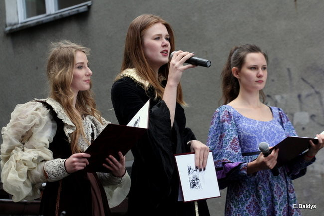 Zabawa z Rodem Leszczyńskich ( zdjęcia)