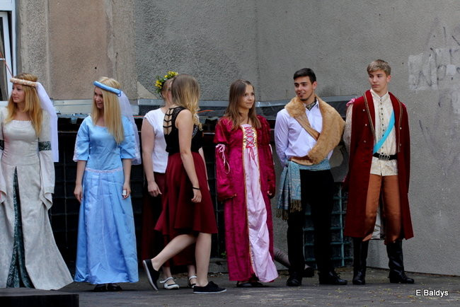 Zabawa z Rodem Leszczyńskich ( zdjęcia)