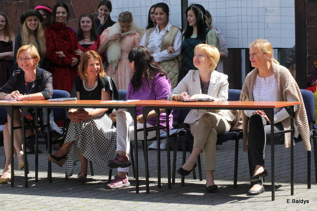 Zabawa z Rodem Leszczyńskich ( zdjęcia)