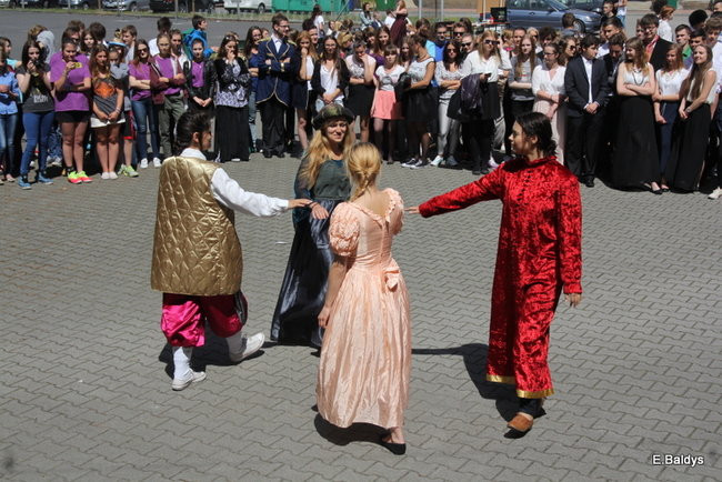 Zabawa z Rodem Leszczyńskich ( zdjęcia)