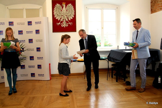 Dzieci promują segregację śmieci (zdjęcia)